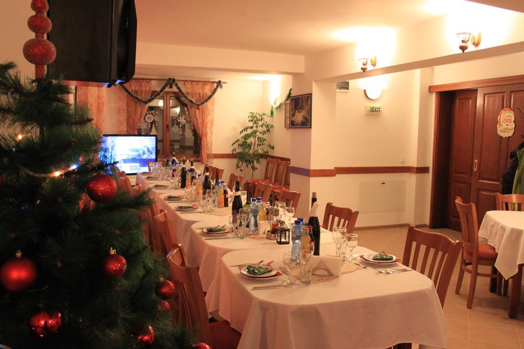 Kris Guest House Dewin Exterior foto